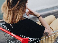 抖音小店怎么添加类目？在哪里添加